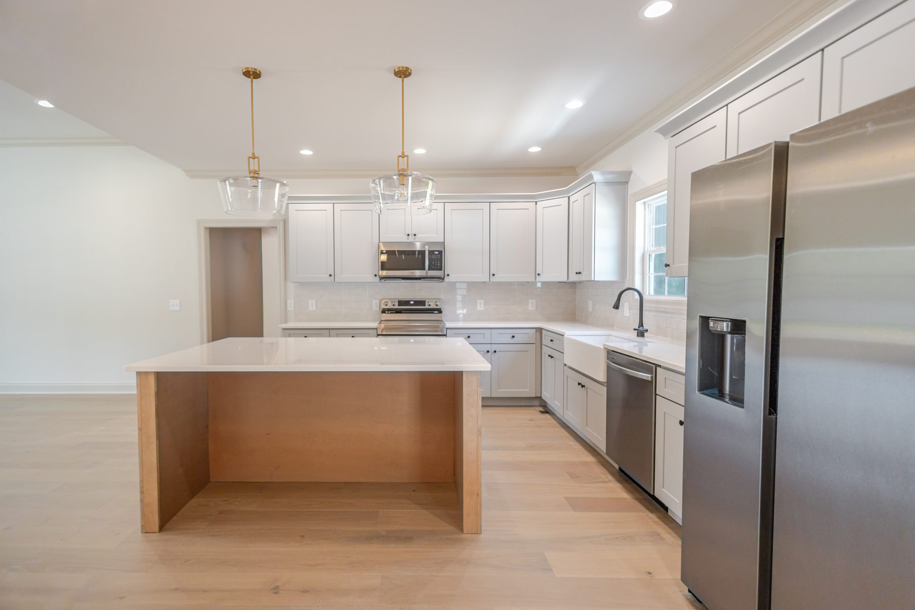 108 Stonebrook Drive — kitchen and island