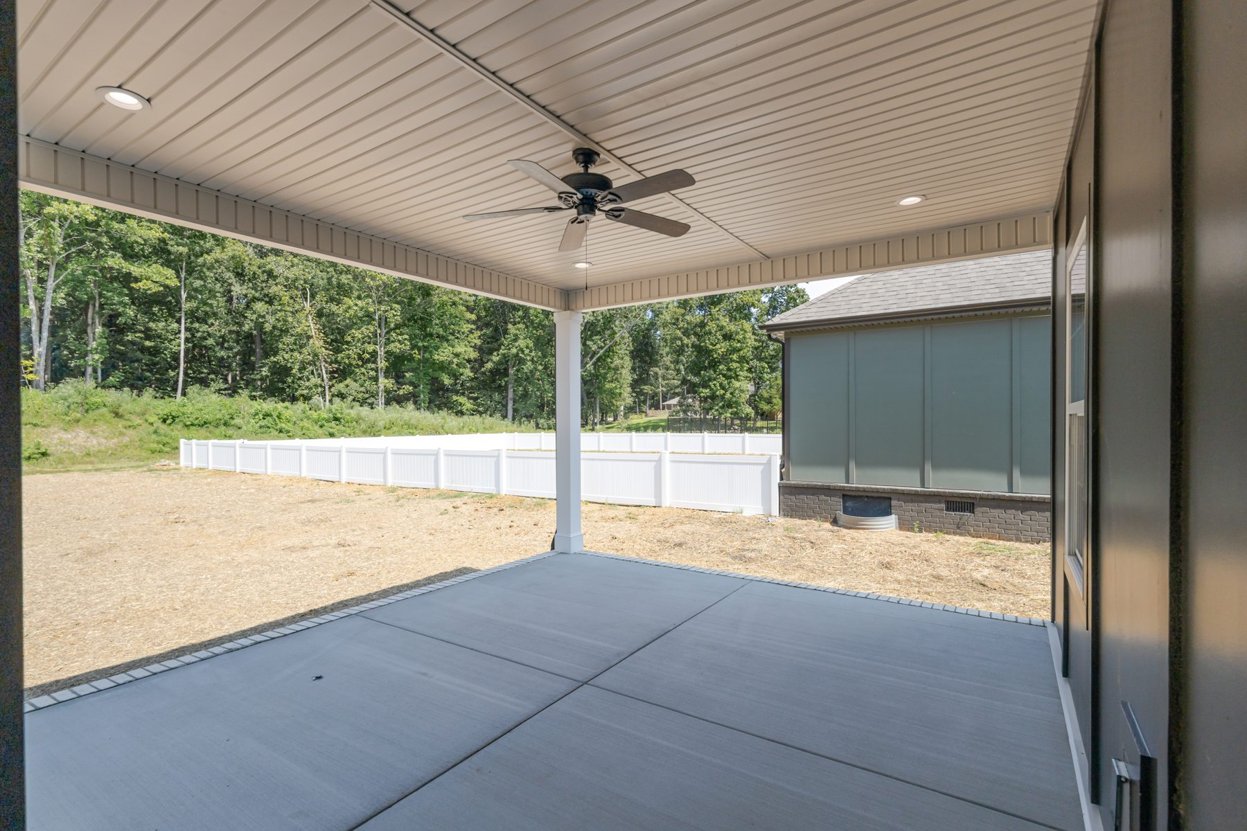 108 Stonebrook Drive — the covered patio