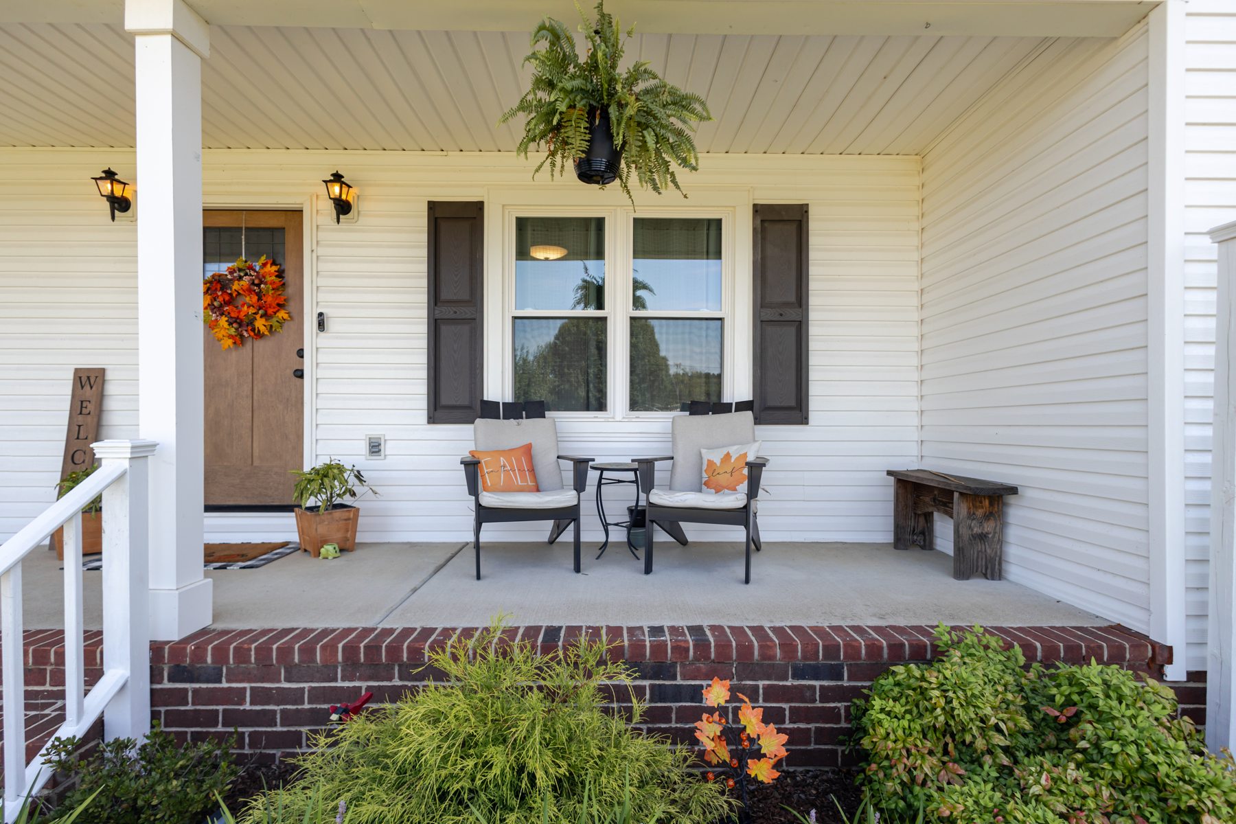 110 Rabbit Run — the front porch