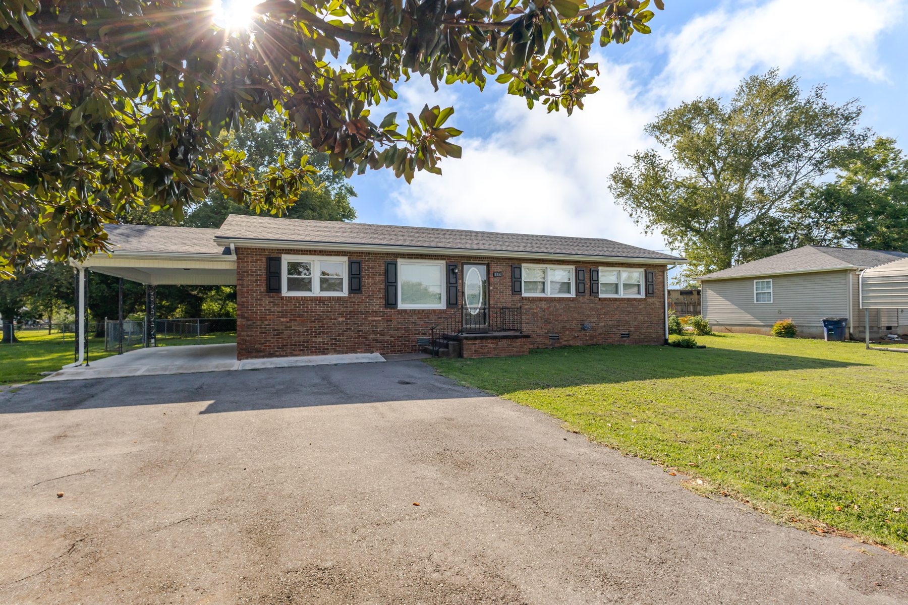 116 Eveningside Drive — first impressions