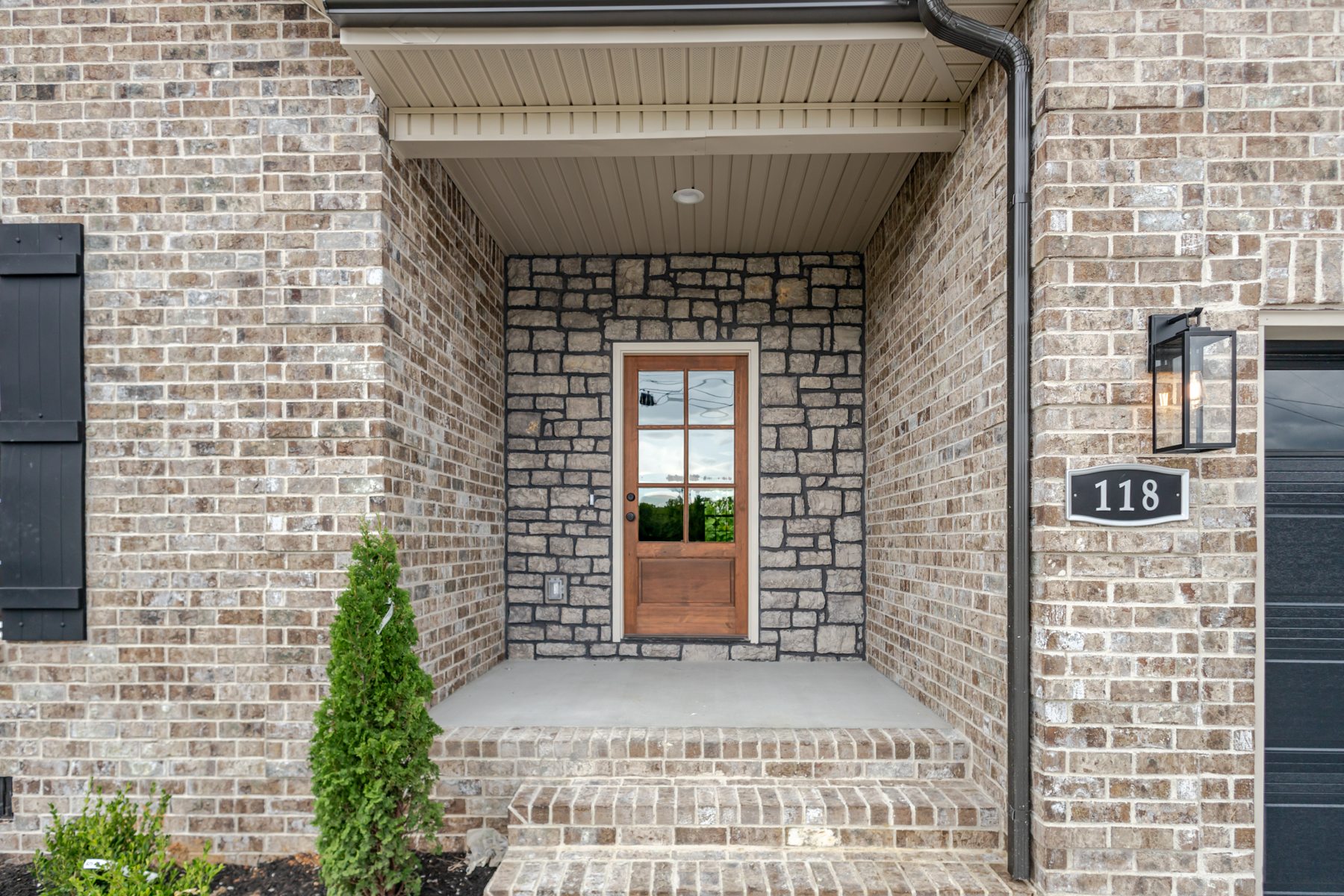 118 Stonebrook Drive — the covered entrance