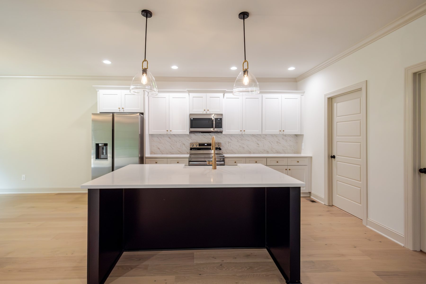 118 Stonebrook Drive — the kitchen