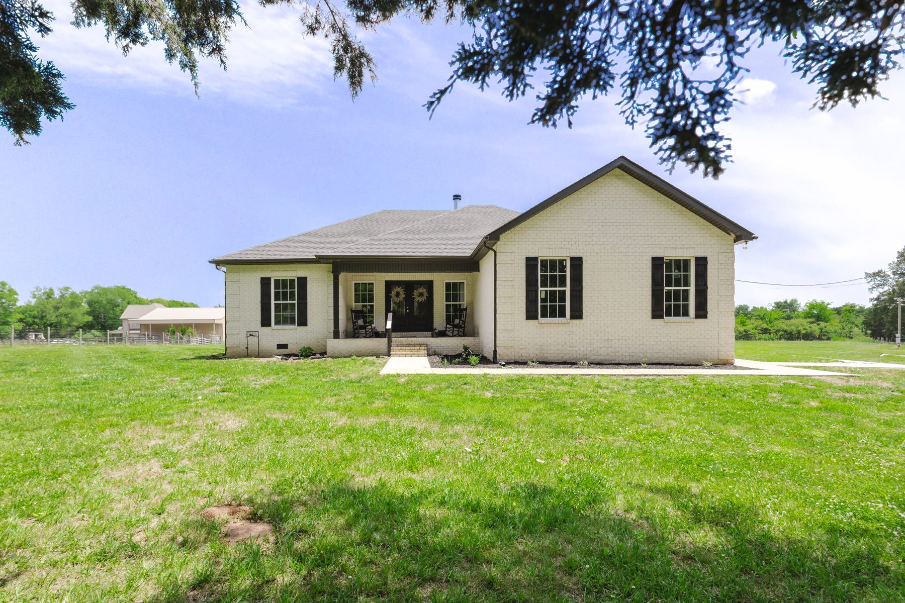 119 Greer Road — the front elevation