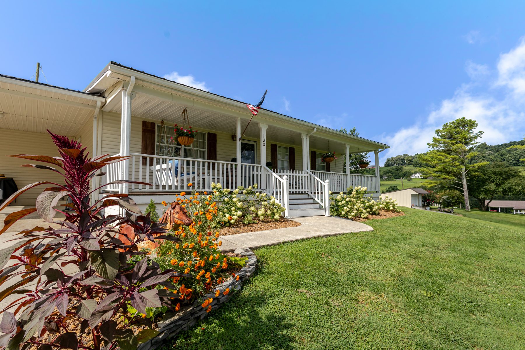 120 Gerald Boyce Road — first impressions