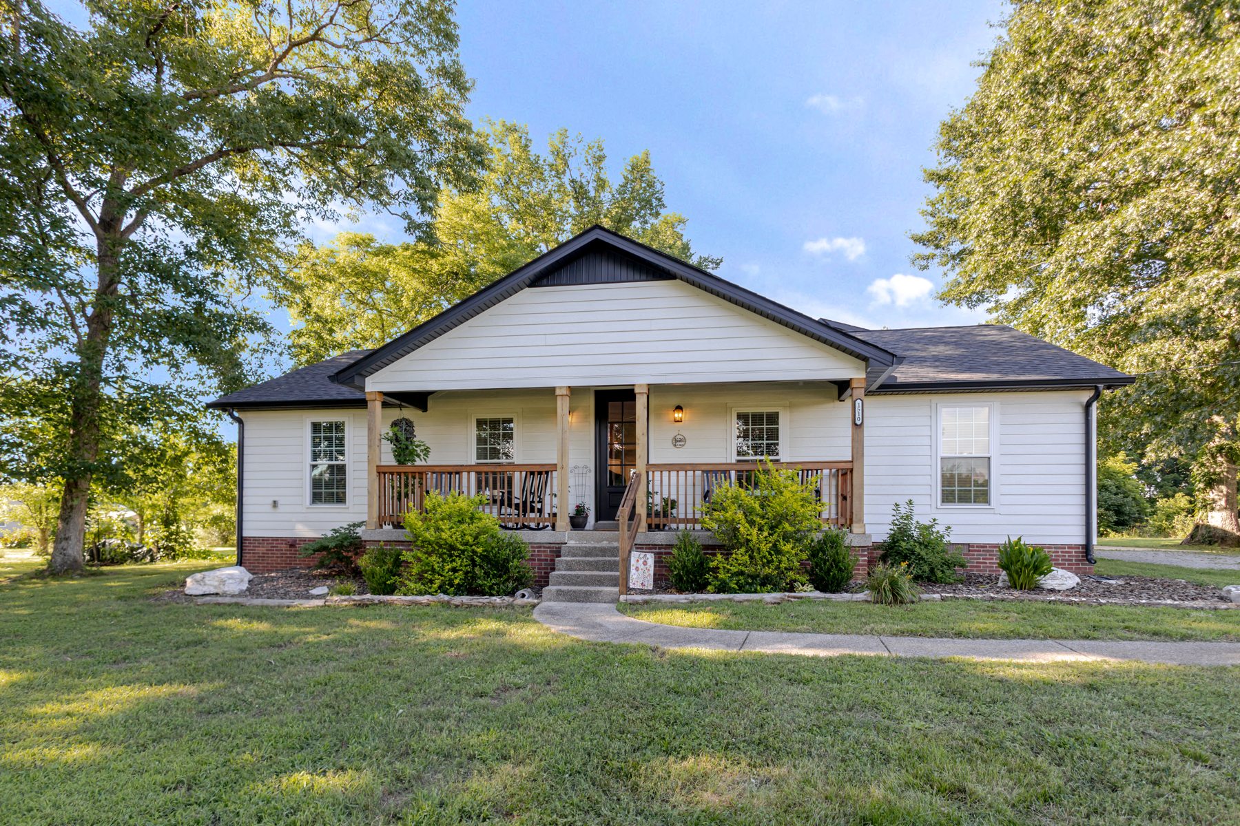 1510 Wade Brown Road — the front elevation