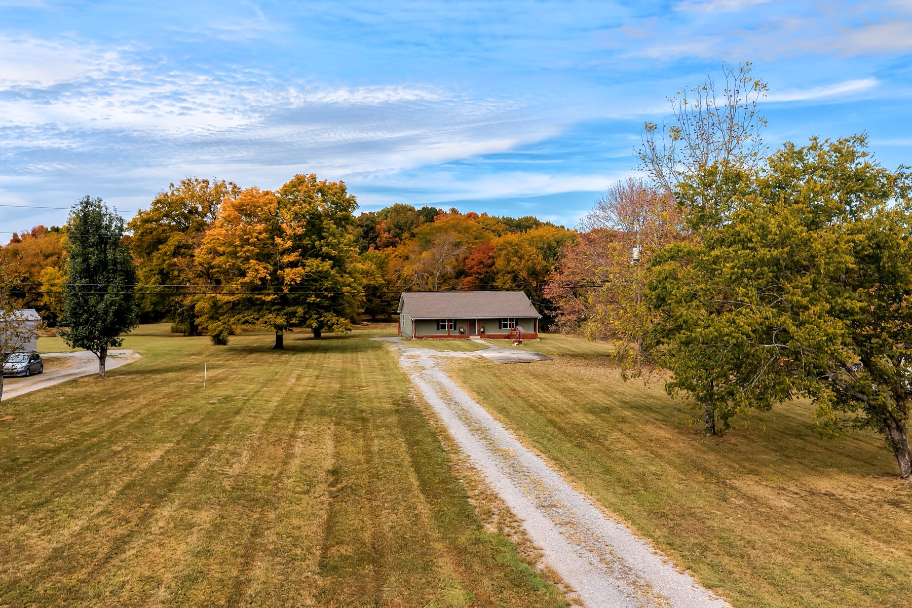 1614 Warner Bridge Road — the approach