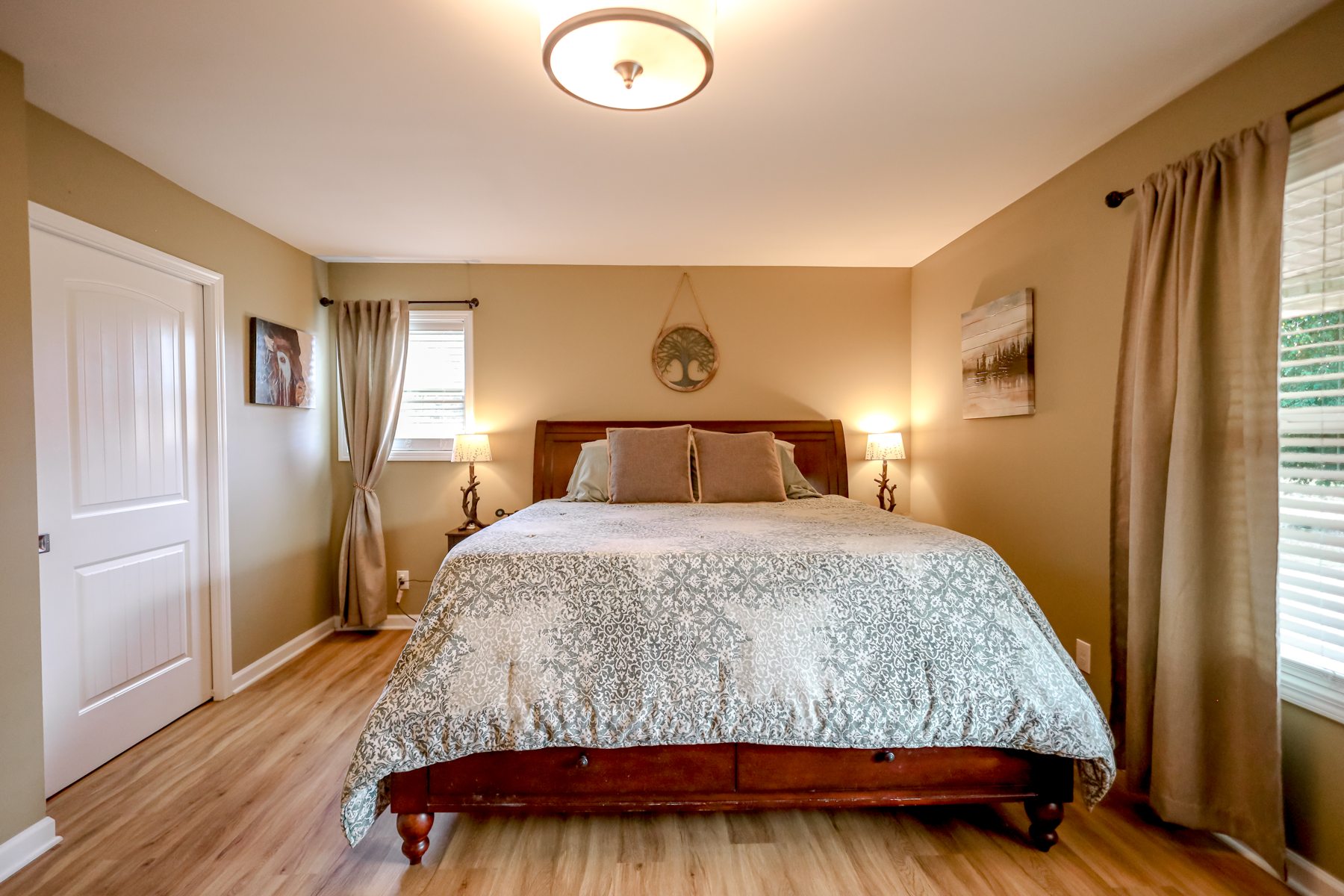 1614 Warner Bridge Road — a quieter room