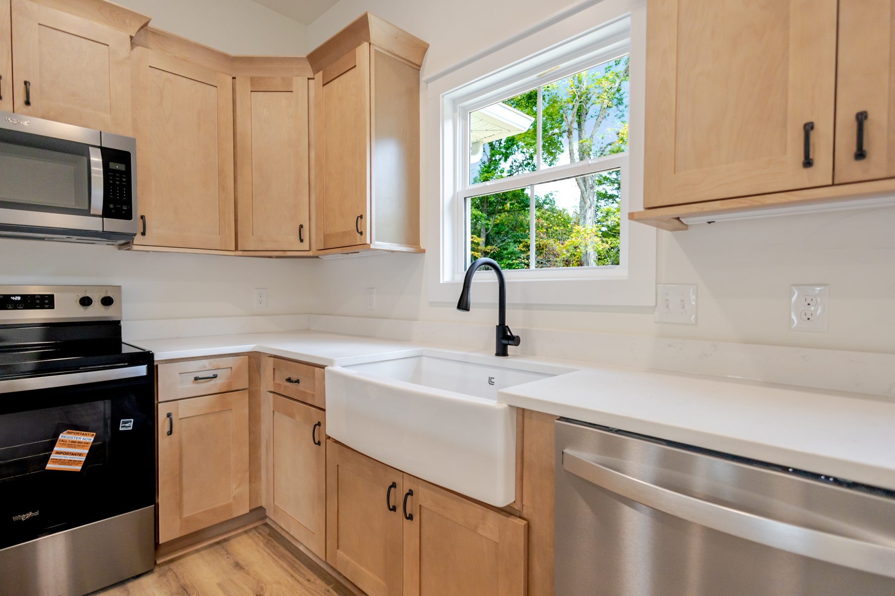 2554 US 41A — at the kitchen sink