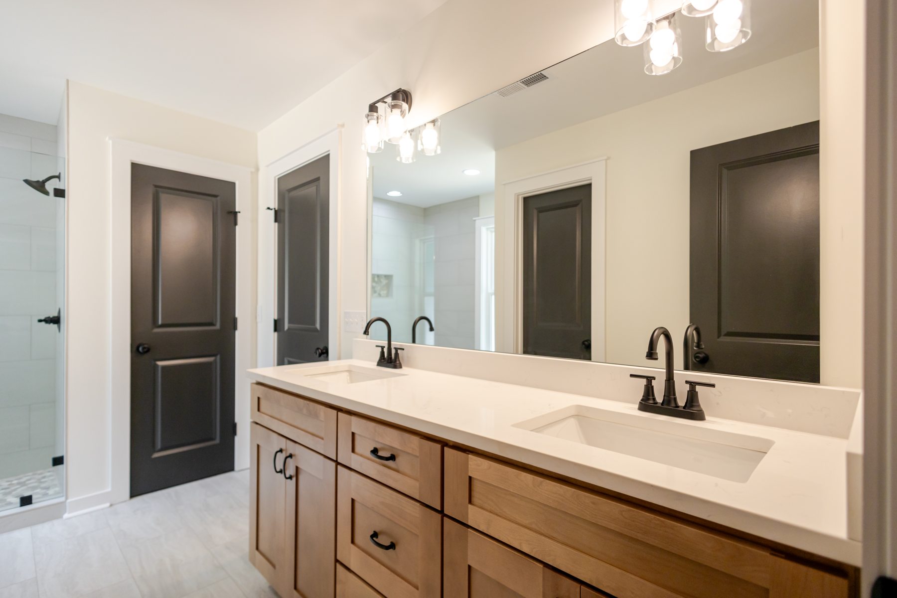 2554 US 41A — the double vanity