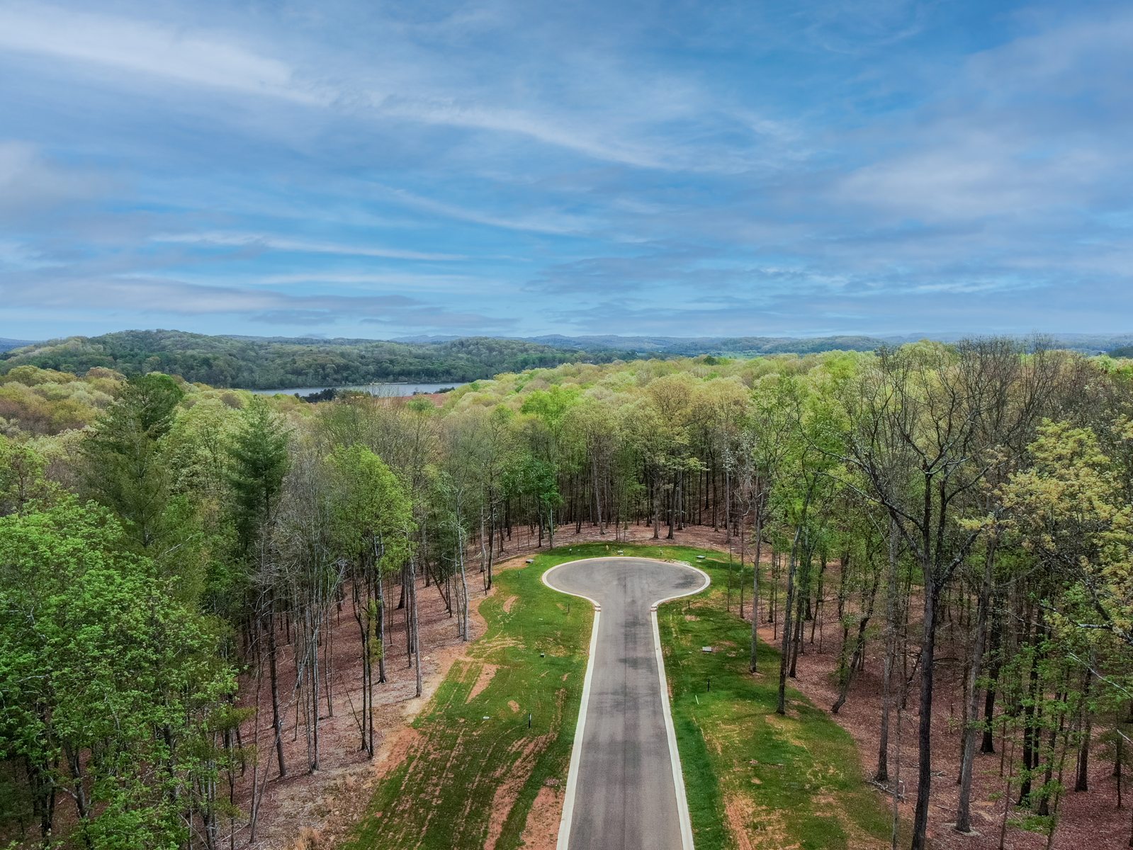289 Flip Flop Way — the approach from above