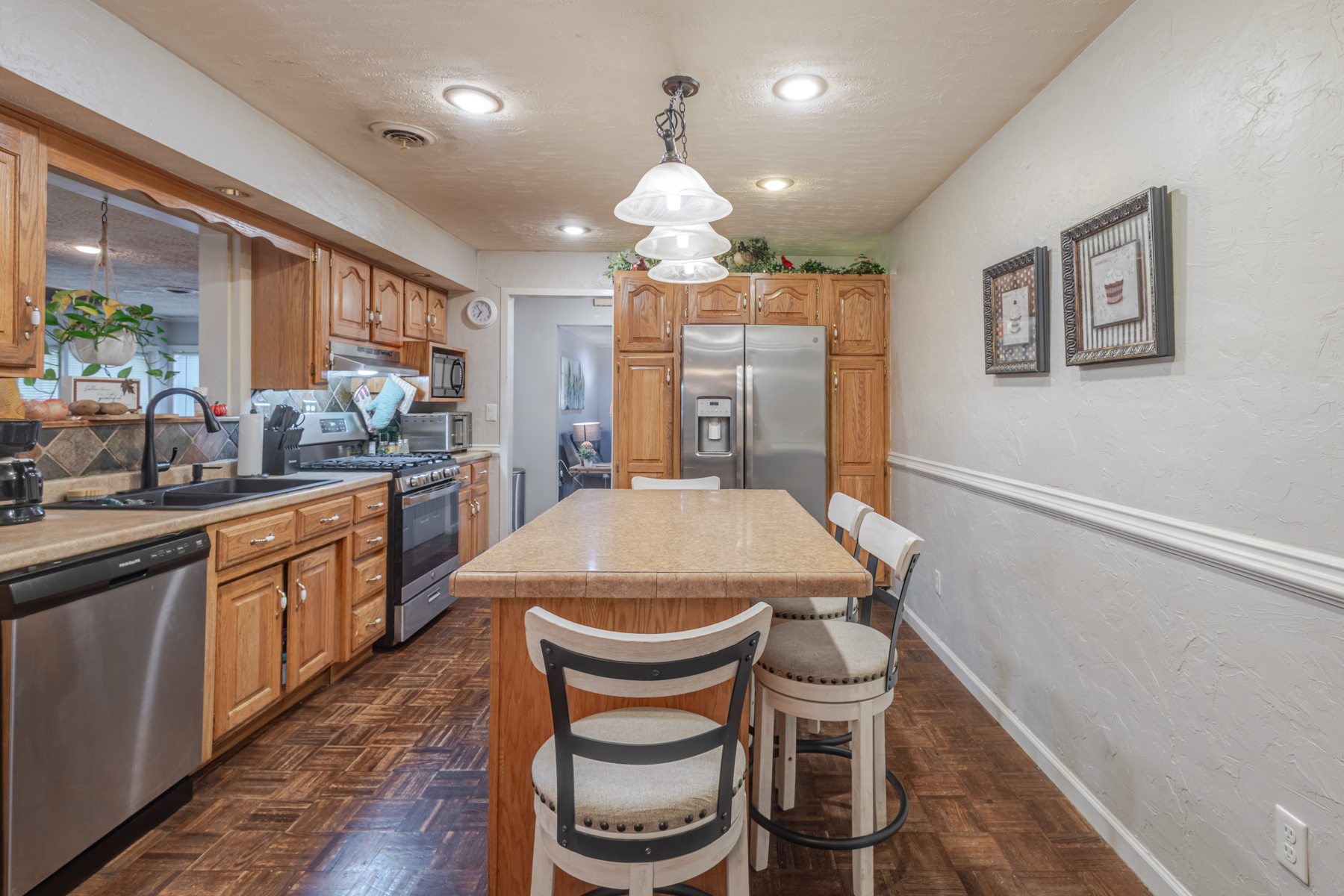 3111 Jane Street — the kitchen