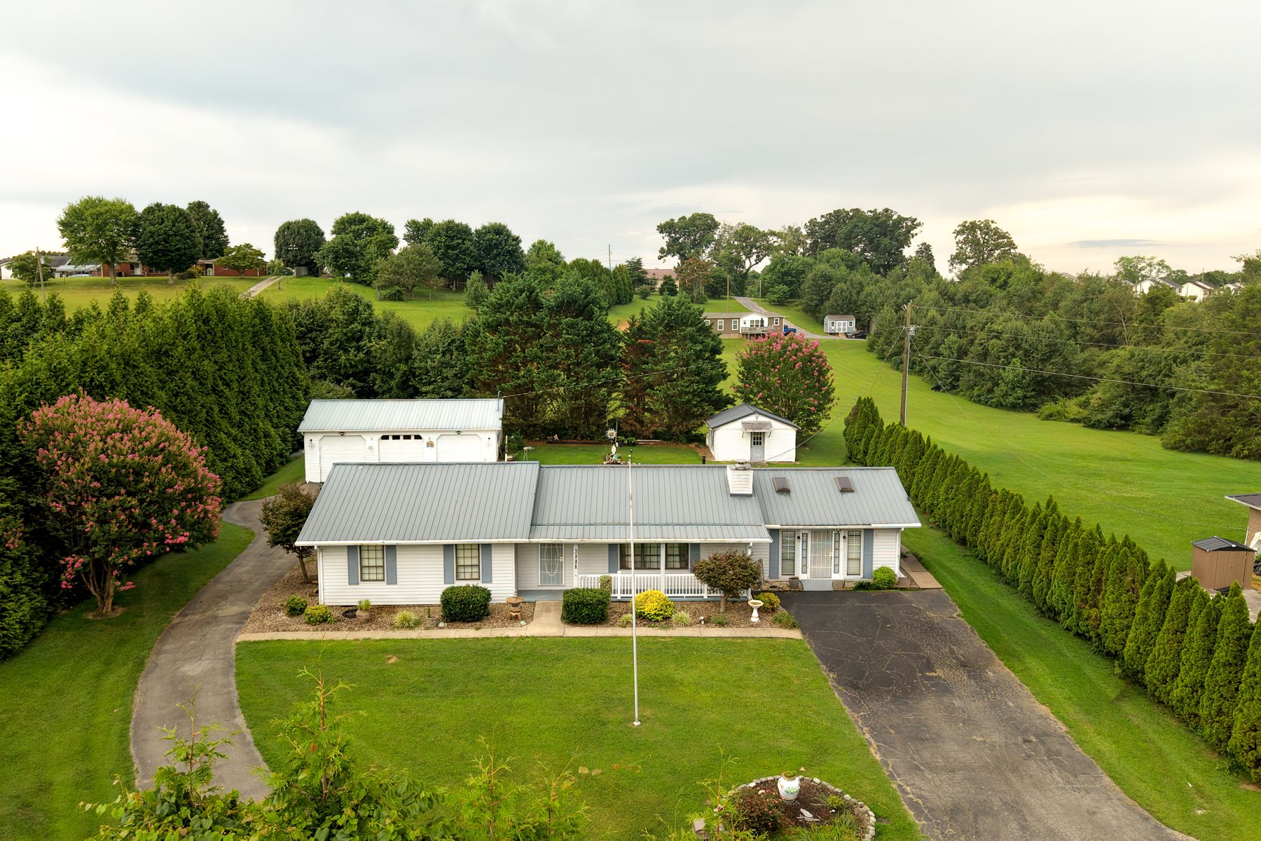 3111 Jane Street — the grounds from above