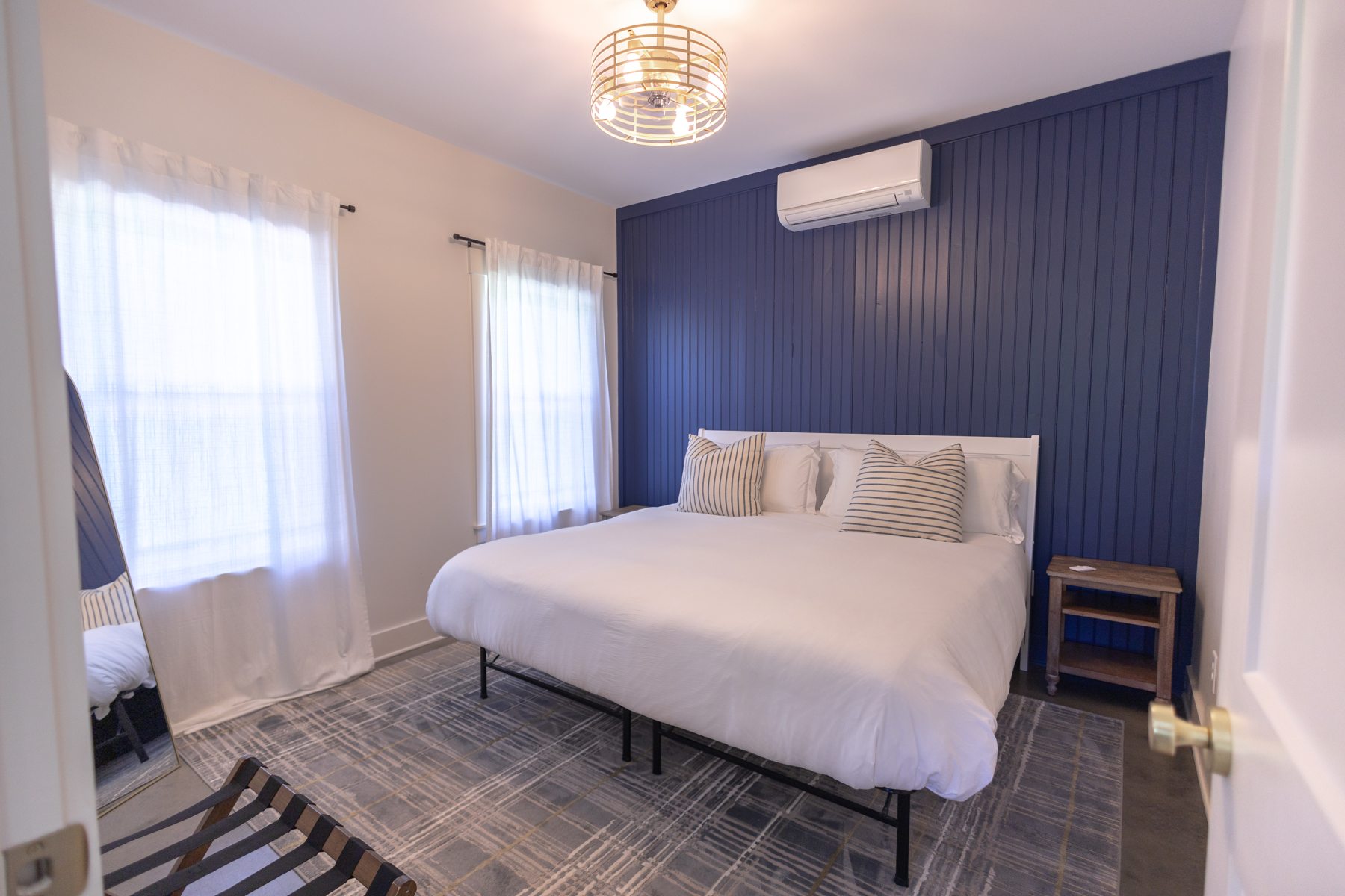 571 Bedford Lake Road — a quieter room