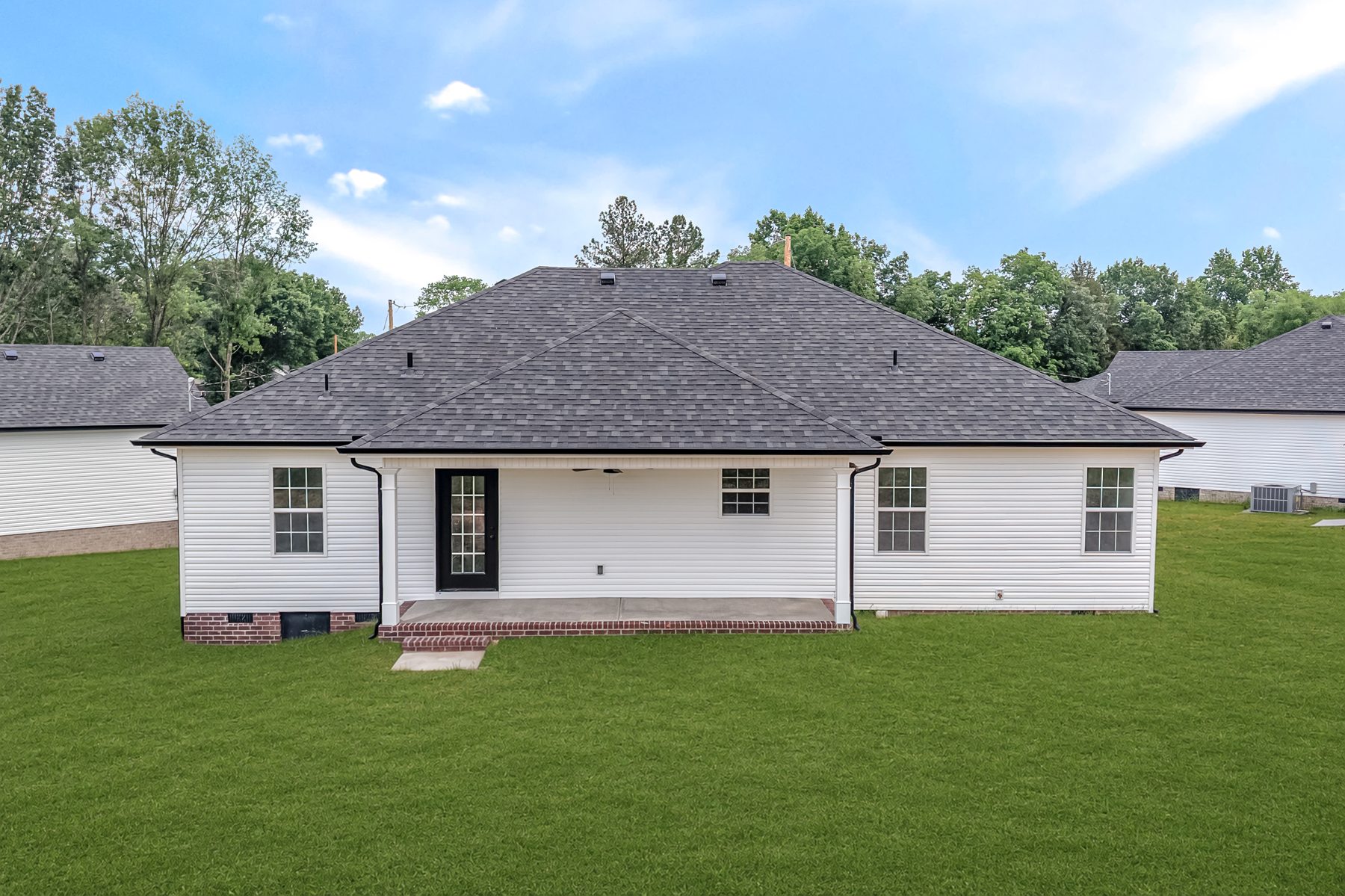 606 Shadow Drive — the rear elevation