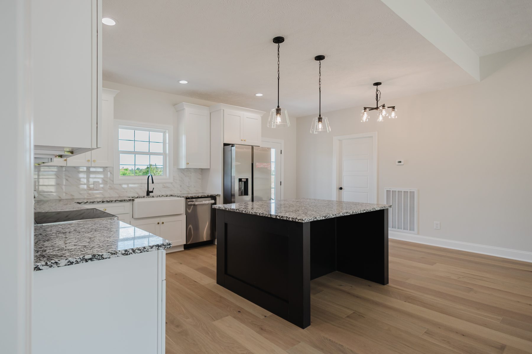 852 Lower Halls Mill Road — the kitchen
