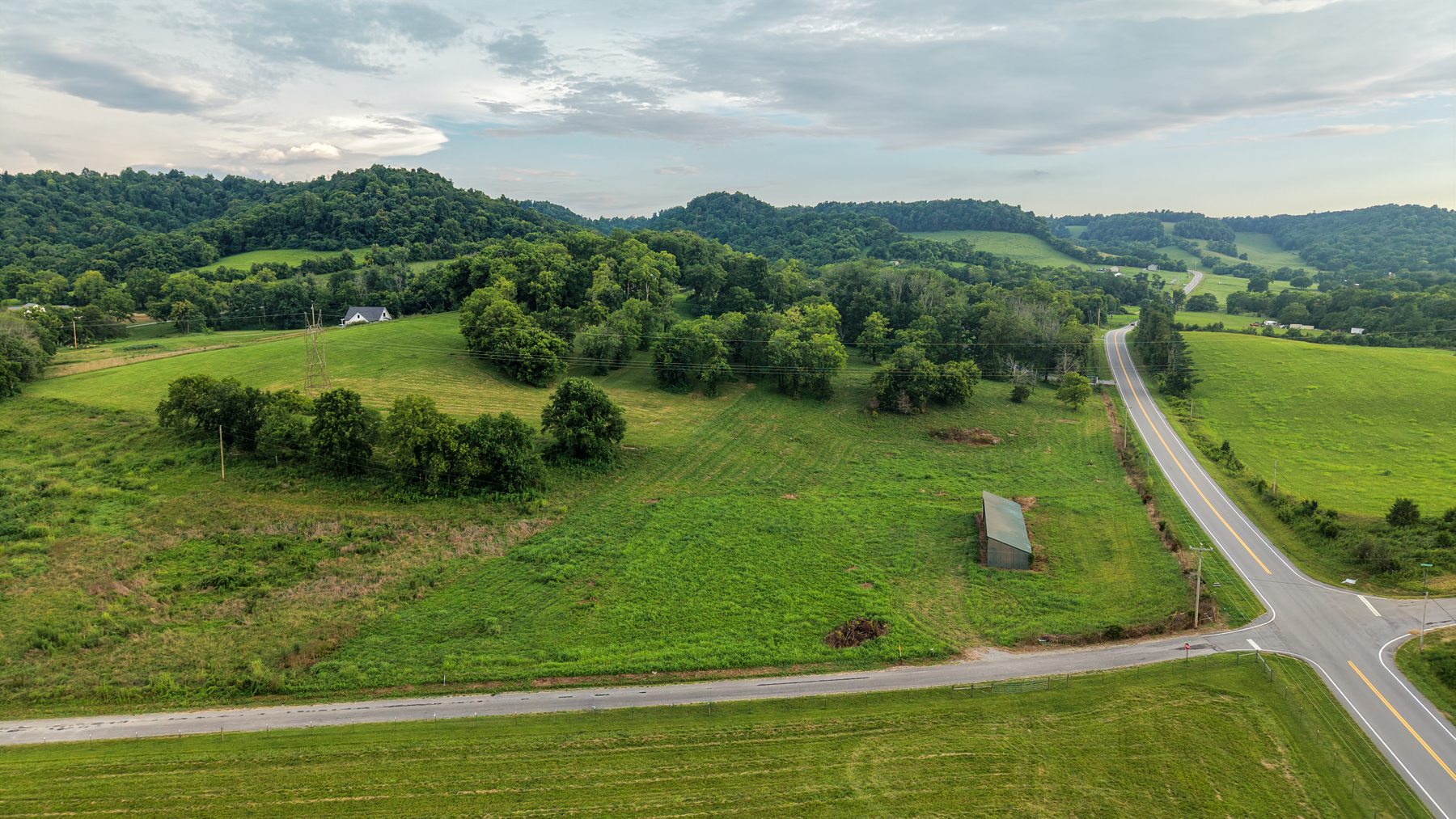McLaughlin Road Lot 1 — lot 1 in its setting